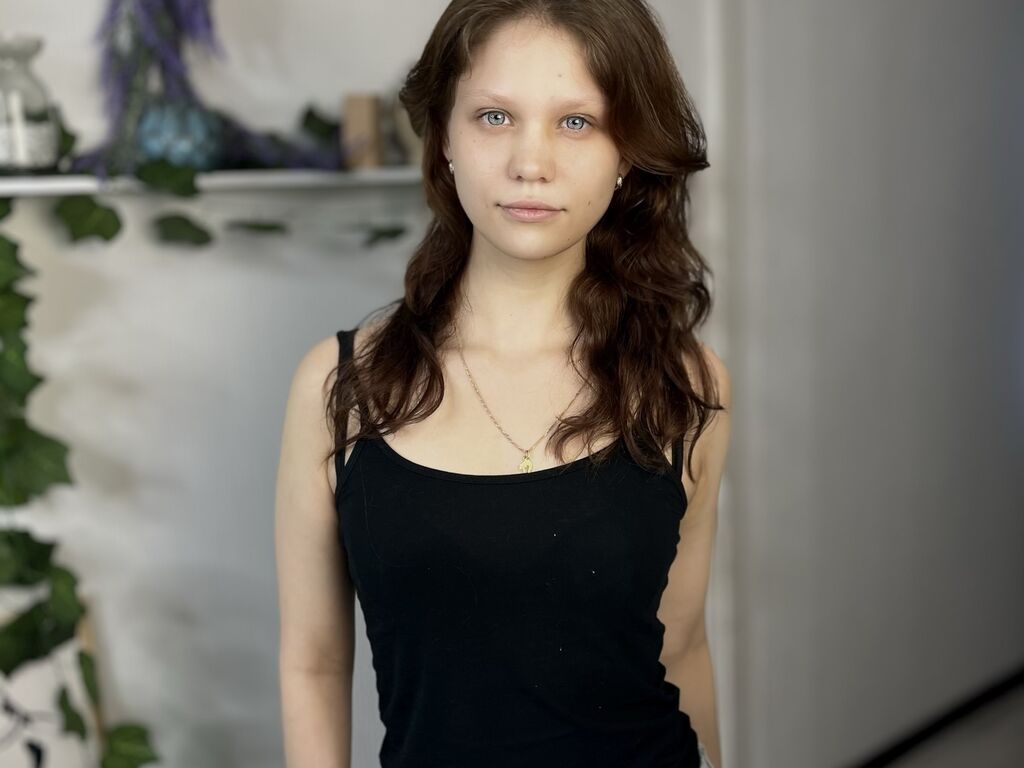 Joanbeeson's profile - Image n°0