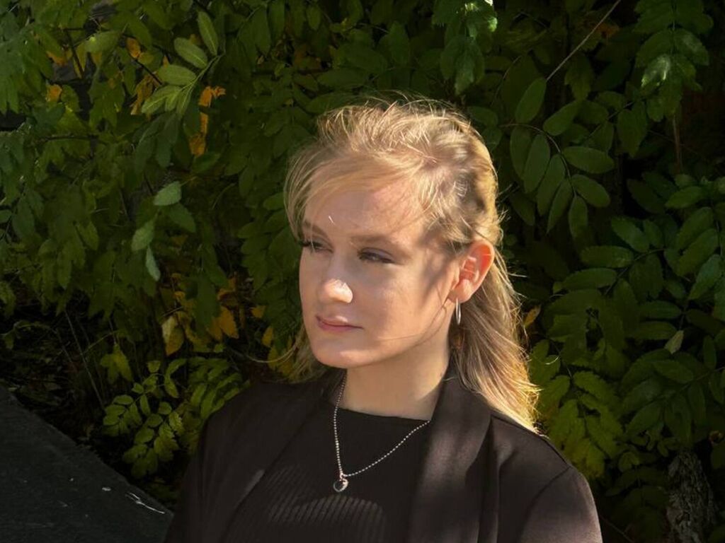 Joangammell's profile - Image n°0