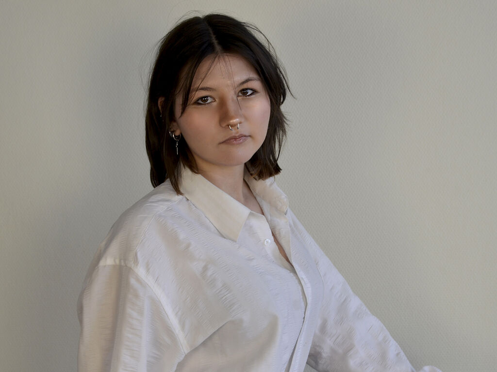 Joanycrover's profile - Image n°0