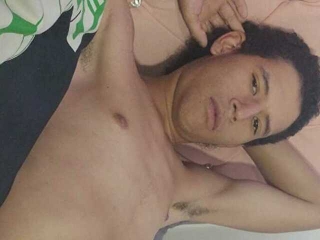 Sexo por webcam con Joeelth