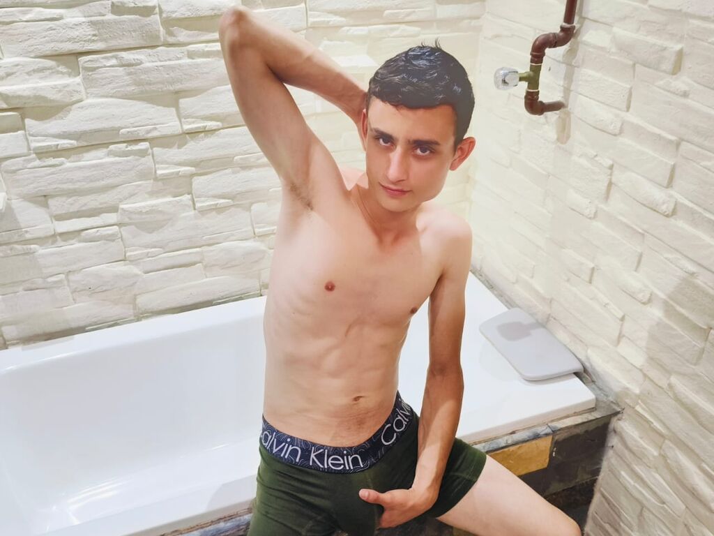 Joeytrunk's profile - Image n°0
