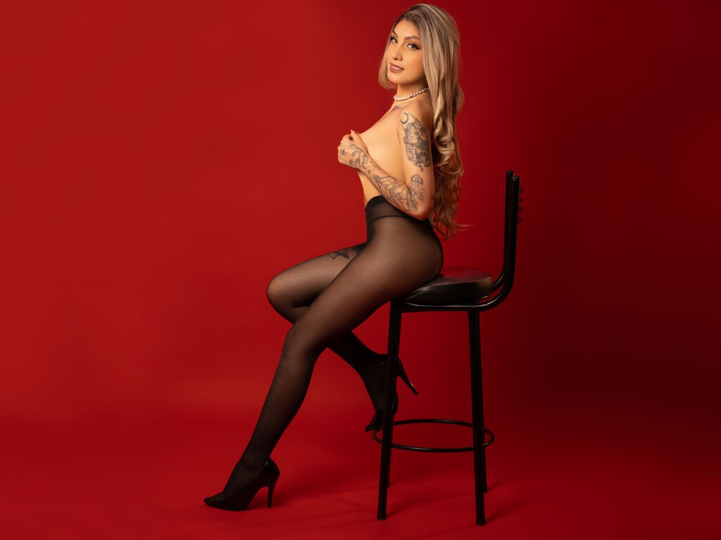 Johanaharlow's profile - Image n°3