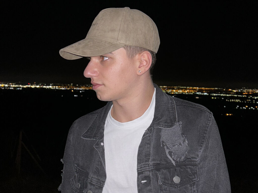 Profil de Johnyalexander - Photo n°1