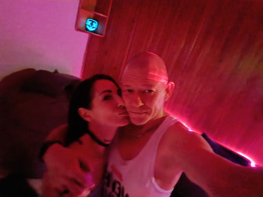 Profil de Johnywifey - Photo n°1