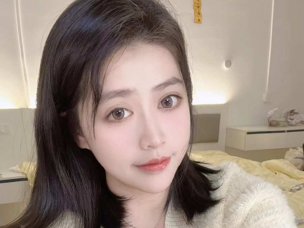 Joleneliu's profile - Image n°0