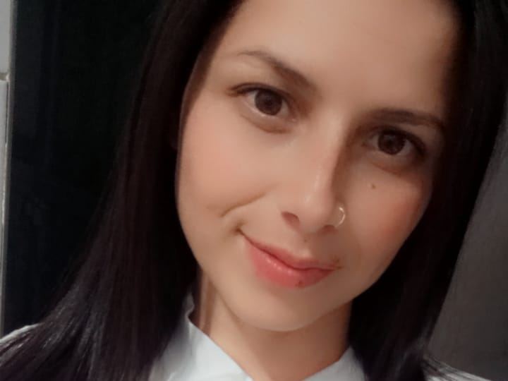 Joselyn_Ch21's profile - Image n°0