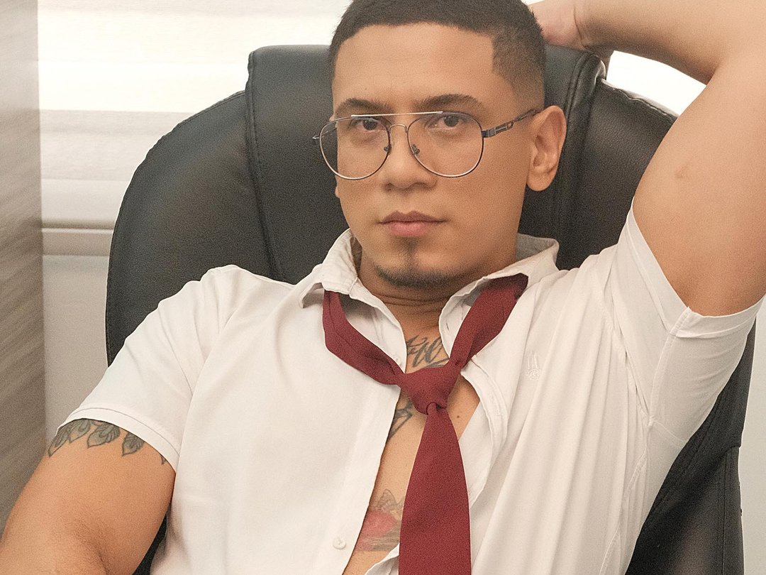 Josh_Miller's profile - Image n°1