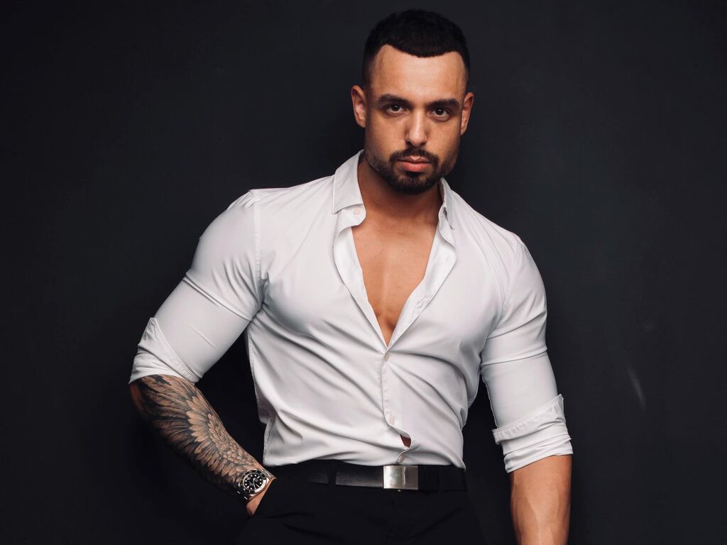 Joshromeo's profile - Image n°0