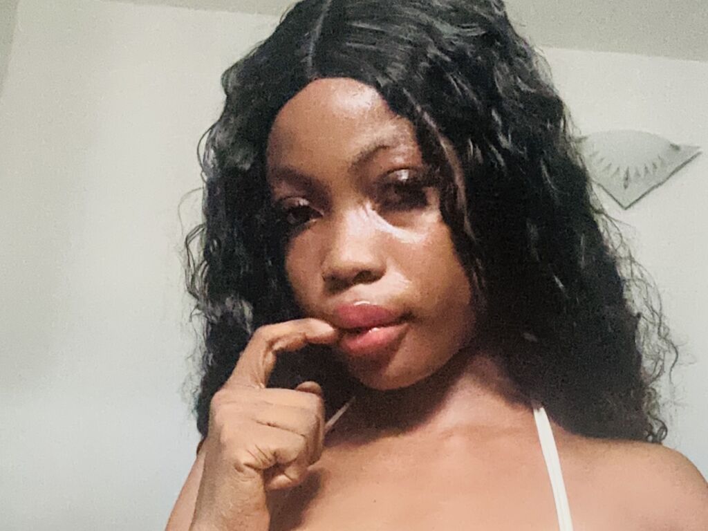 Joycefrank's profile - Image n°1