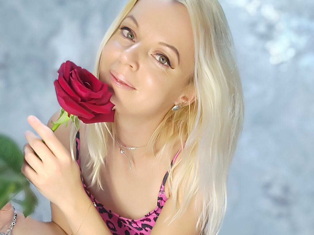 Joydiaz's profile - Image n°2