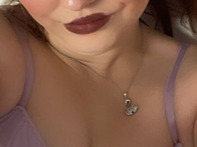 JuliaBlossom's profile - Image n°1