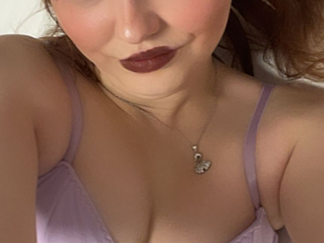 JuliaBlossom's profile - Image n°2