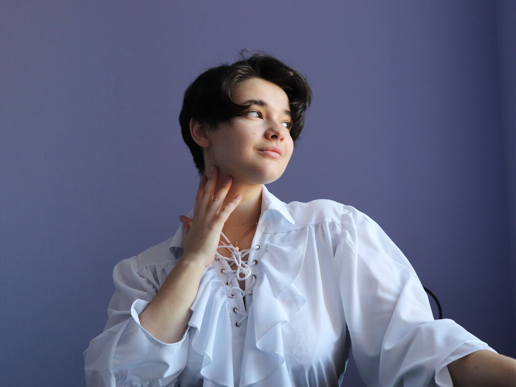 Juliaclifford's profile - Image n°1