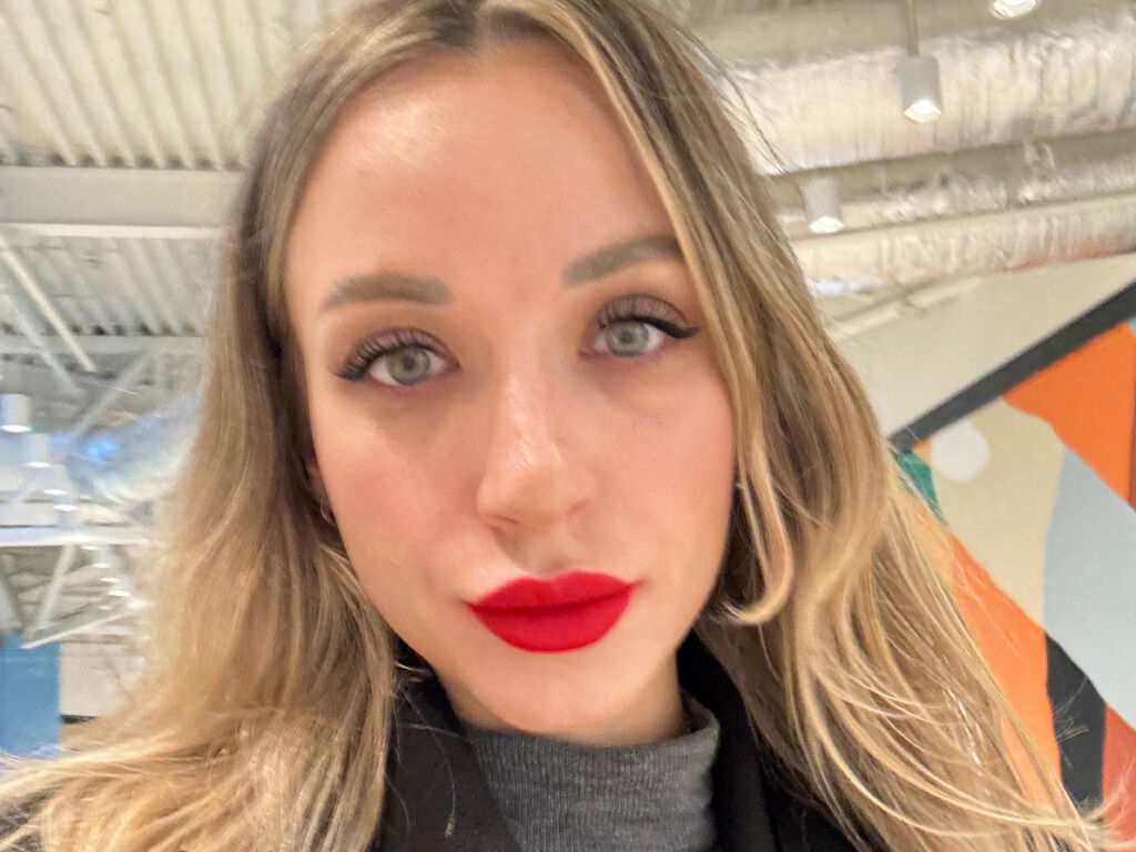 Juliahaart's profile - Image n°0