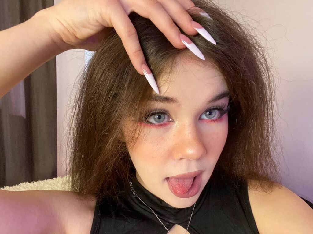 Juliajohnos's profile - Image n°1