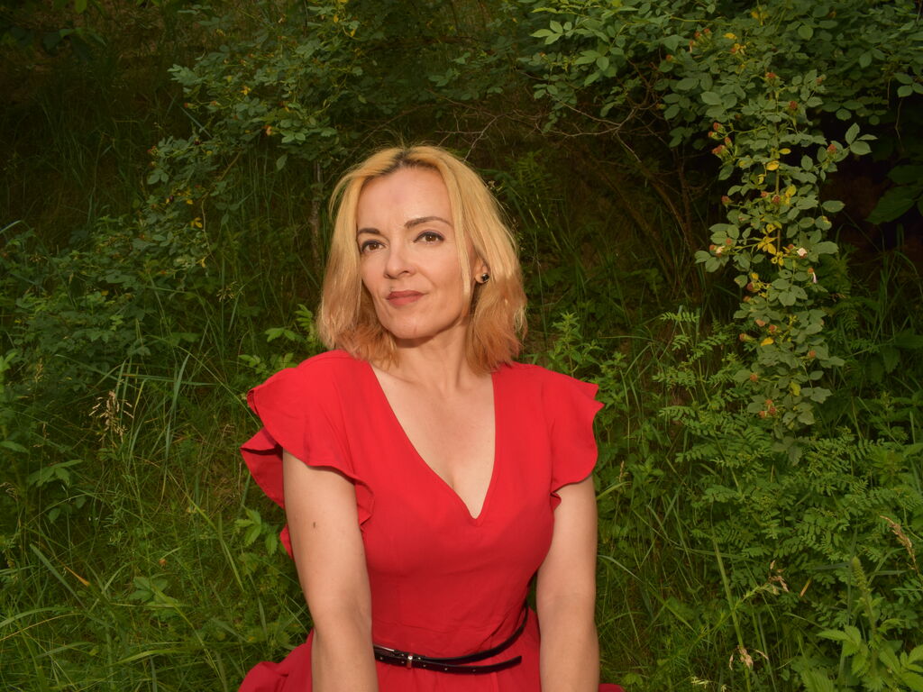 Juliamav's profile - Image n°1