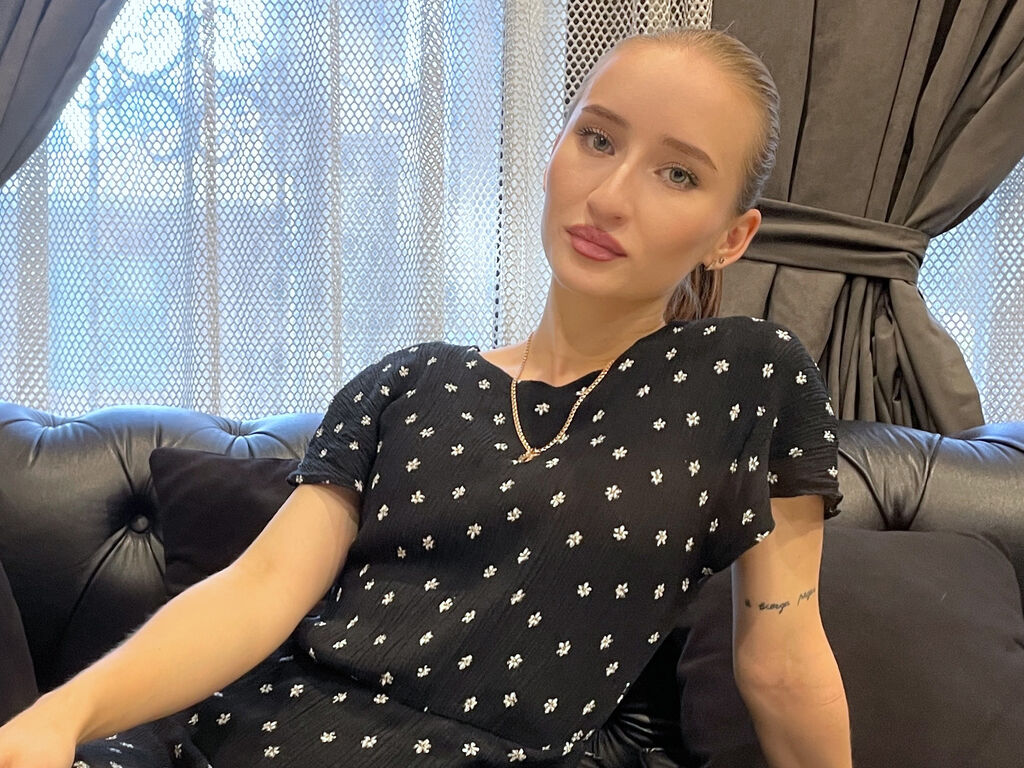 Juliamercado's profile - Image n°0