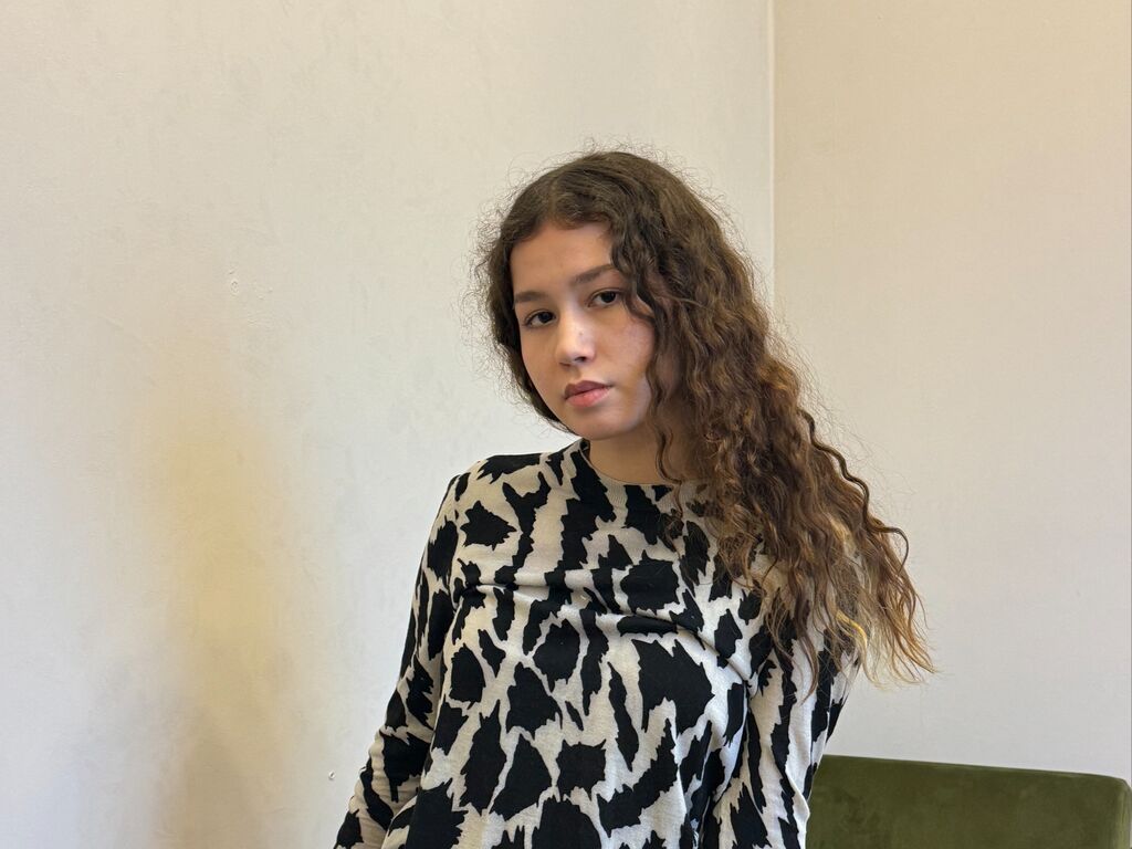 Julianacharton's profile - Image n°0