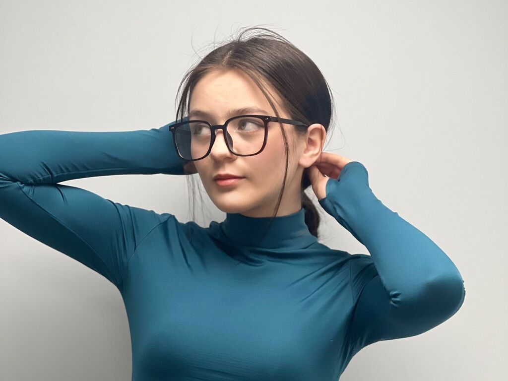 Julianadumford's profile - Image n°0