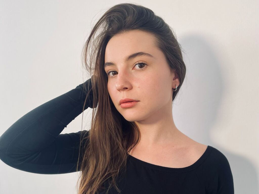 Julianaembury's profile - Image n°0