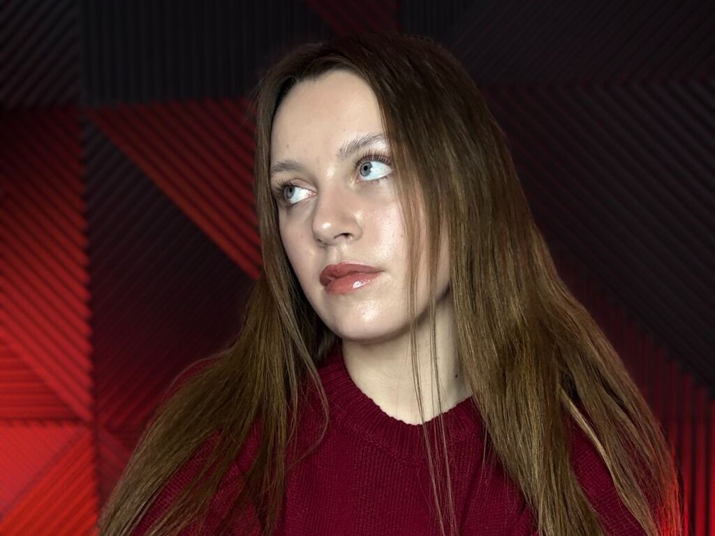 Julianafairall's profile - Image n°0