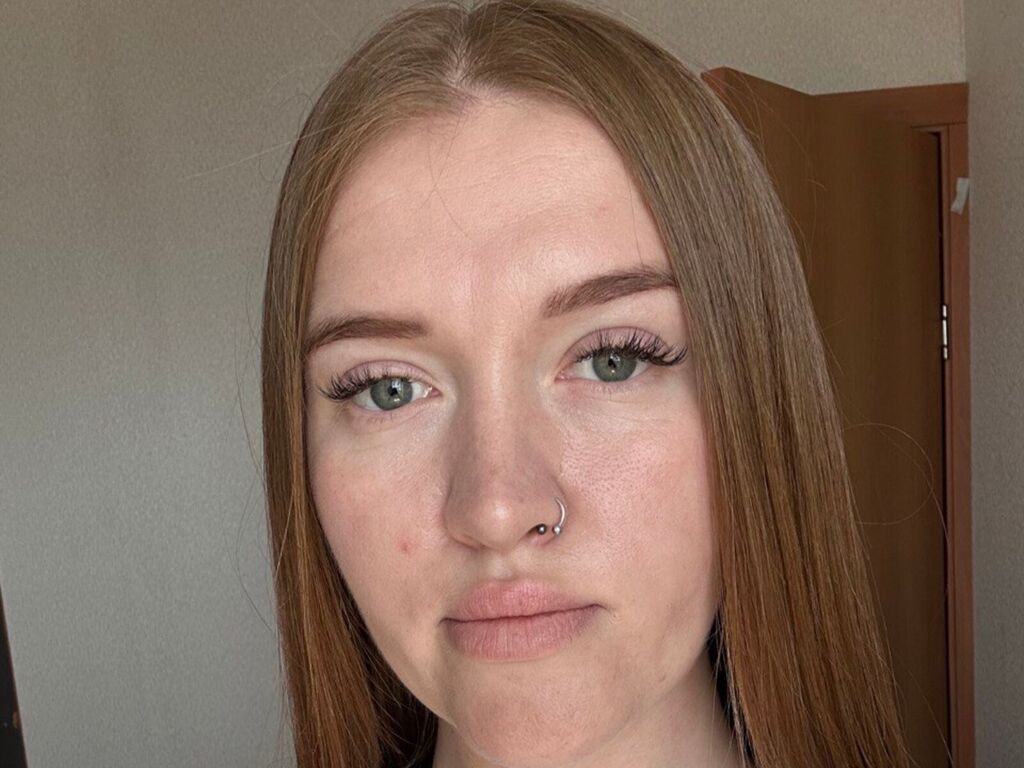 Julianahaines's profile - Image n°1
