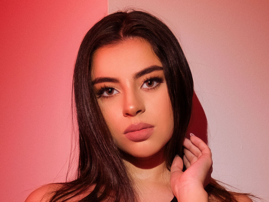 Julianaleone's profile - Image n°1