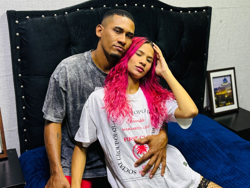 Juliandcata's profile - Image n°1