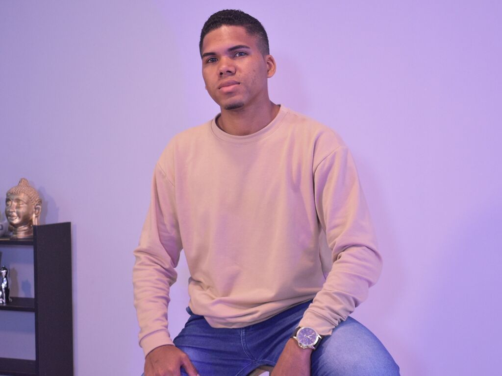 Julianmoretii's profile - Image n°1