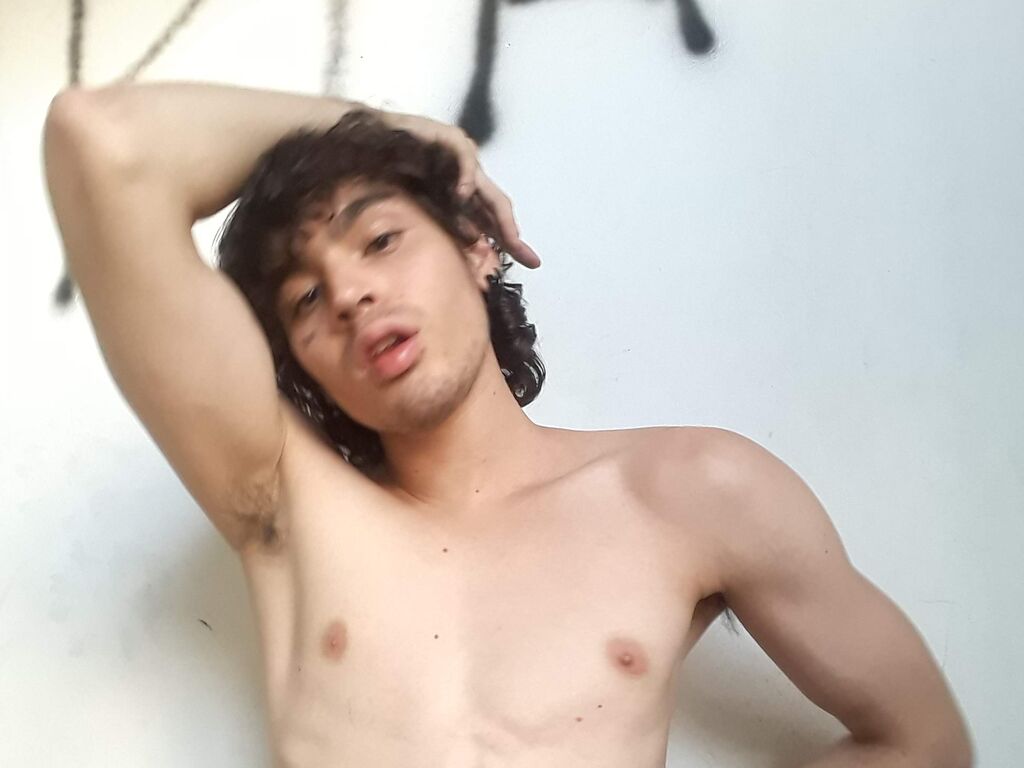 Juliantrejos's profile - Image n°0