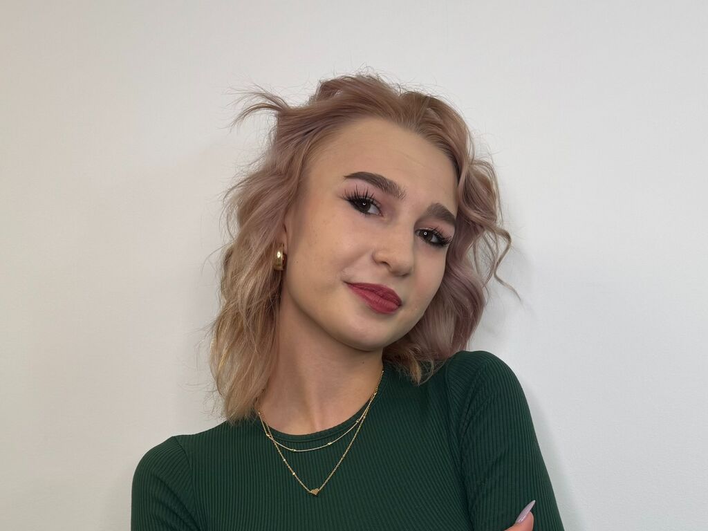 Juliebrewer's profile - Image n°0