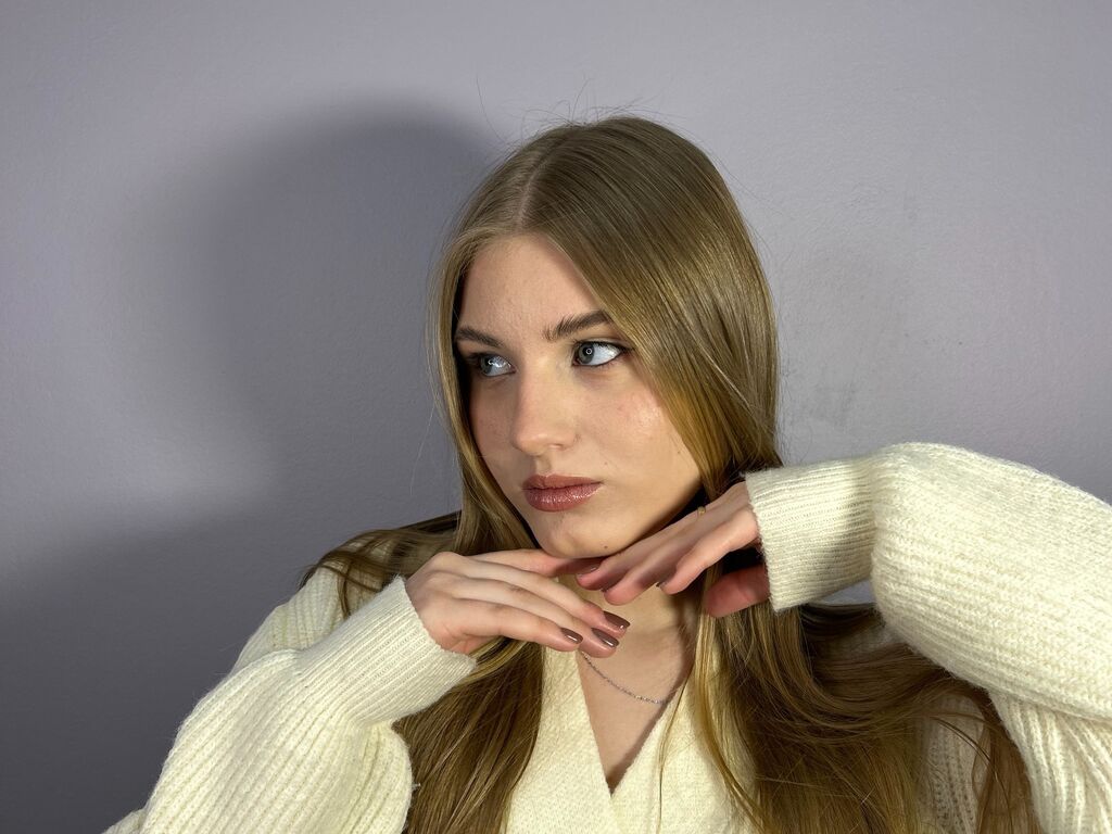 Juliehall's profiel - Afbeelding n°0