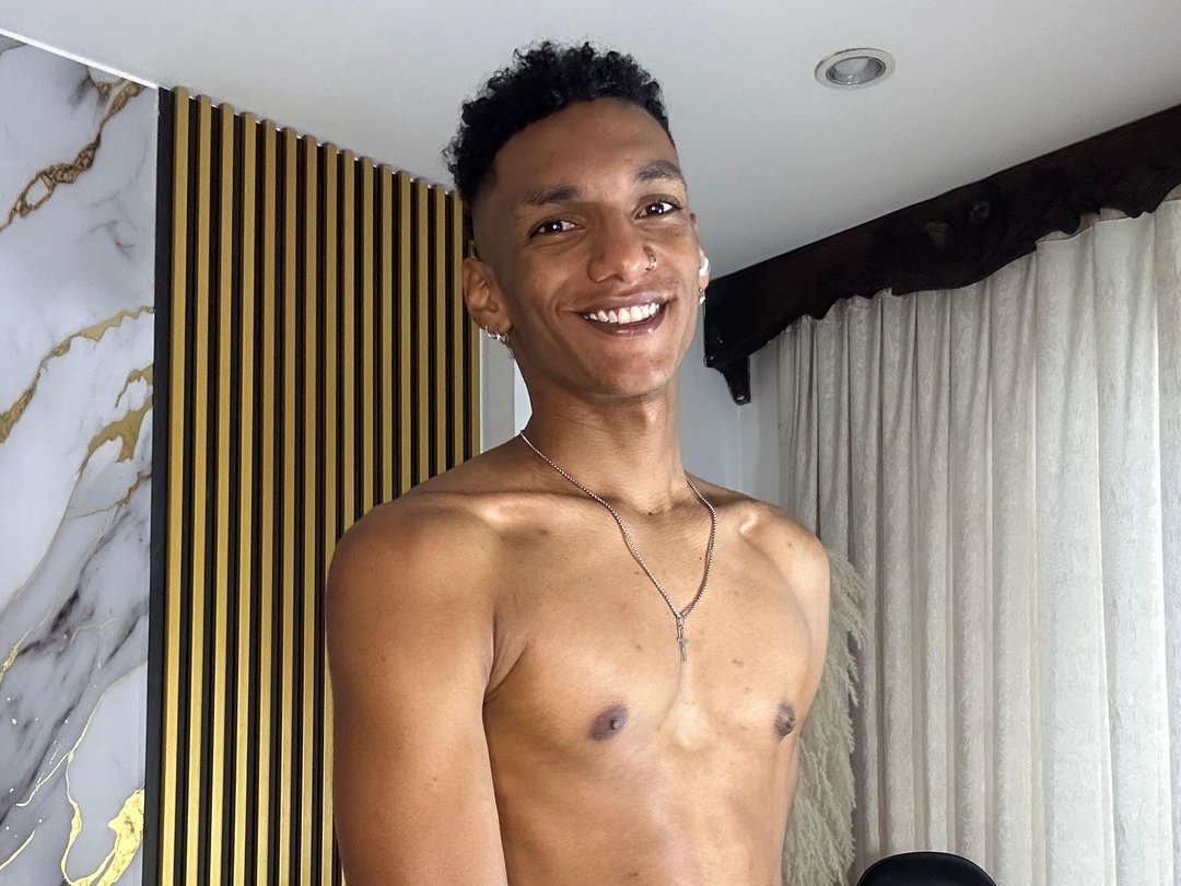 Julientsaint's profile - Image n°0