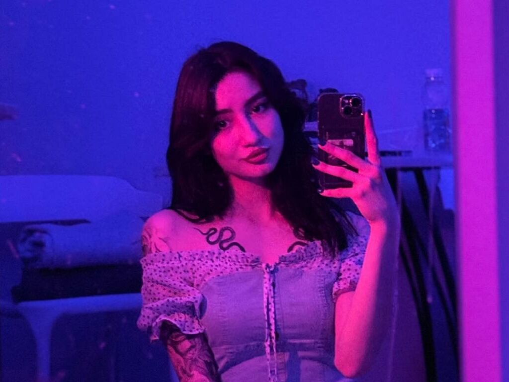 Julieromero's profile - Image n°0
