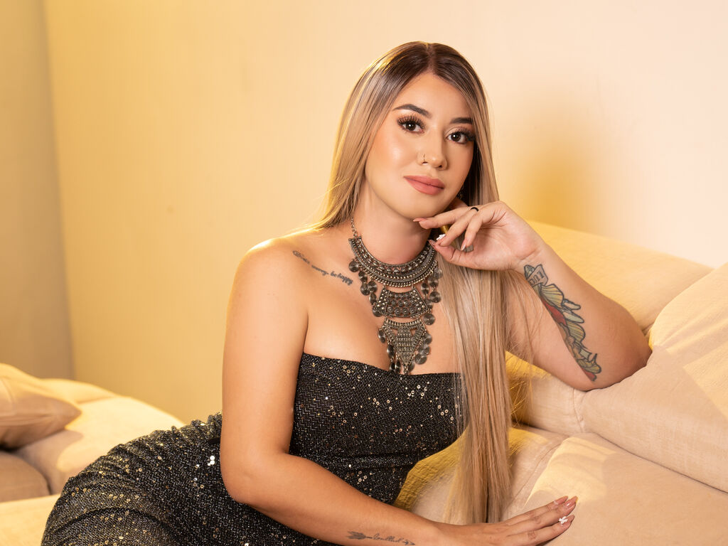 Julietacolucci's profile - Image n°1