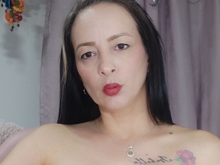 Juliethanaris's Sexcam
