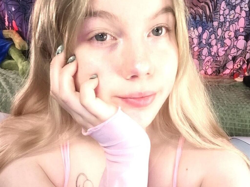 Jullimayerr's profile - Image n°0