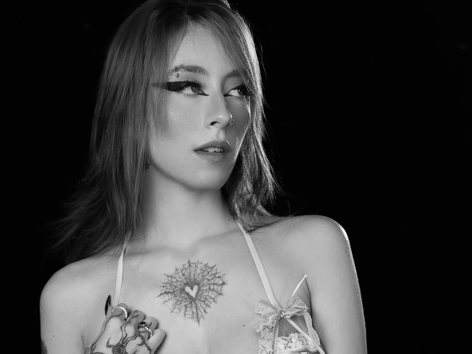 Juneevanss' profilo - Immagine n°1