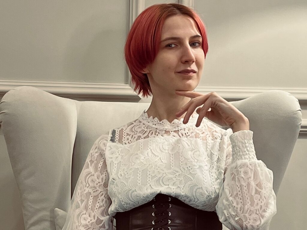 Junestanley's profile - Image n°0