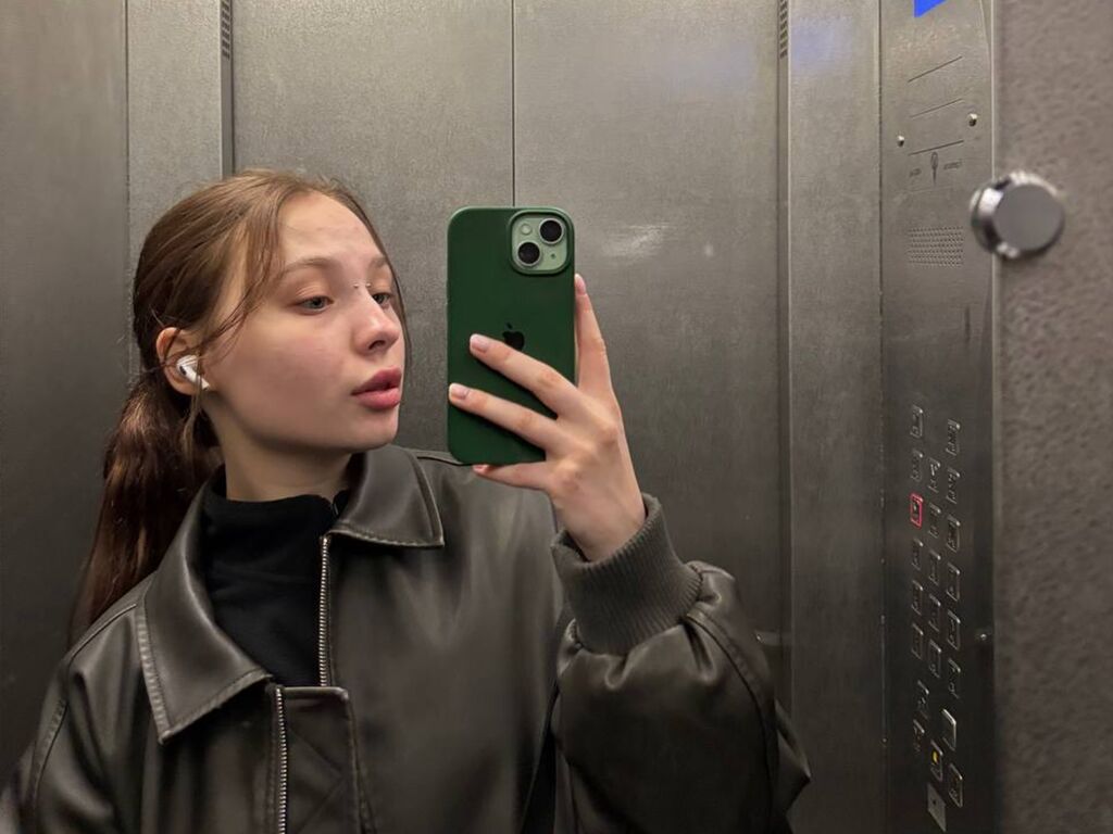 Junewood's profile - Image n°0