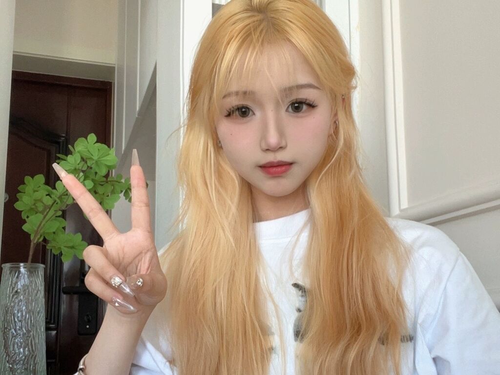 Junkocece's profile - Image n°0