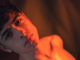 Justanormalguy73's Sexcam