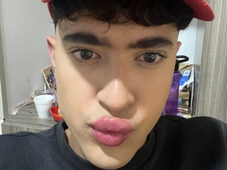 Webcam sex with Justinbeer