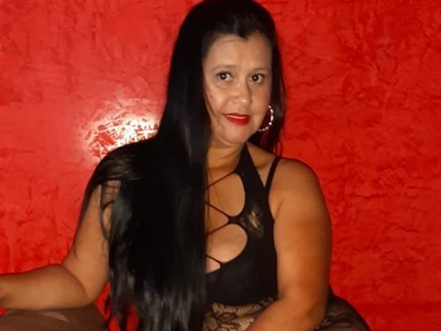 KinkyVioletXX's profiel - Afbeelding n°15