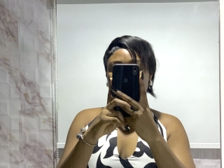 Webcam sex con Kainas