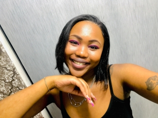 Webcam sex met Kami_Coco