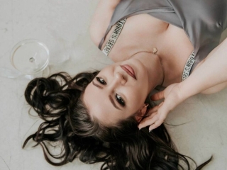 Sexo por webcam con Karendavise