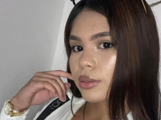 Sexo por webcam con Karinareyx