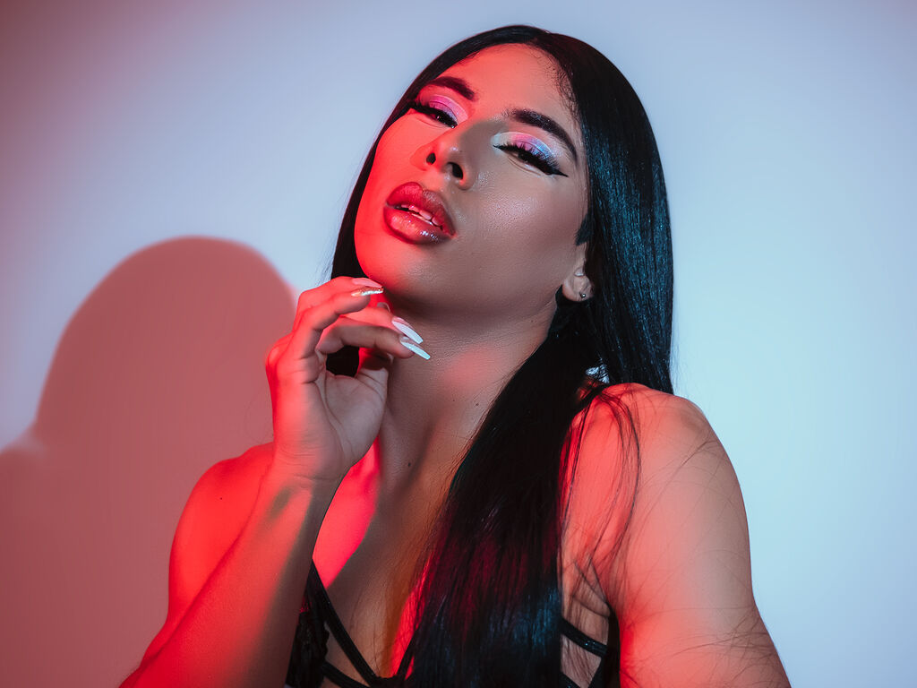 Karinawestt's profile - Image n°1