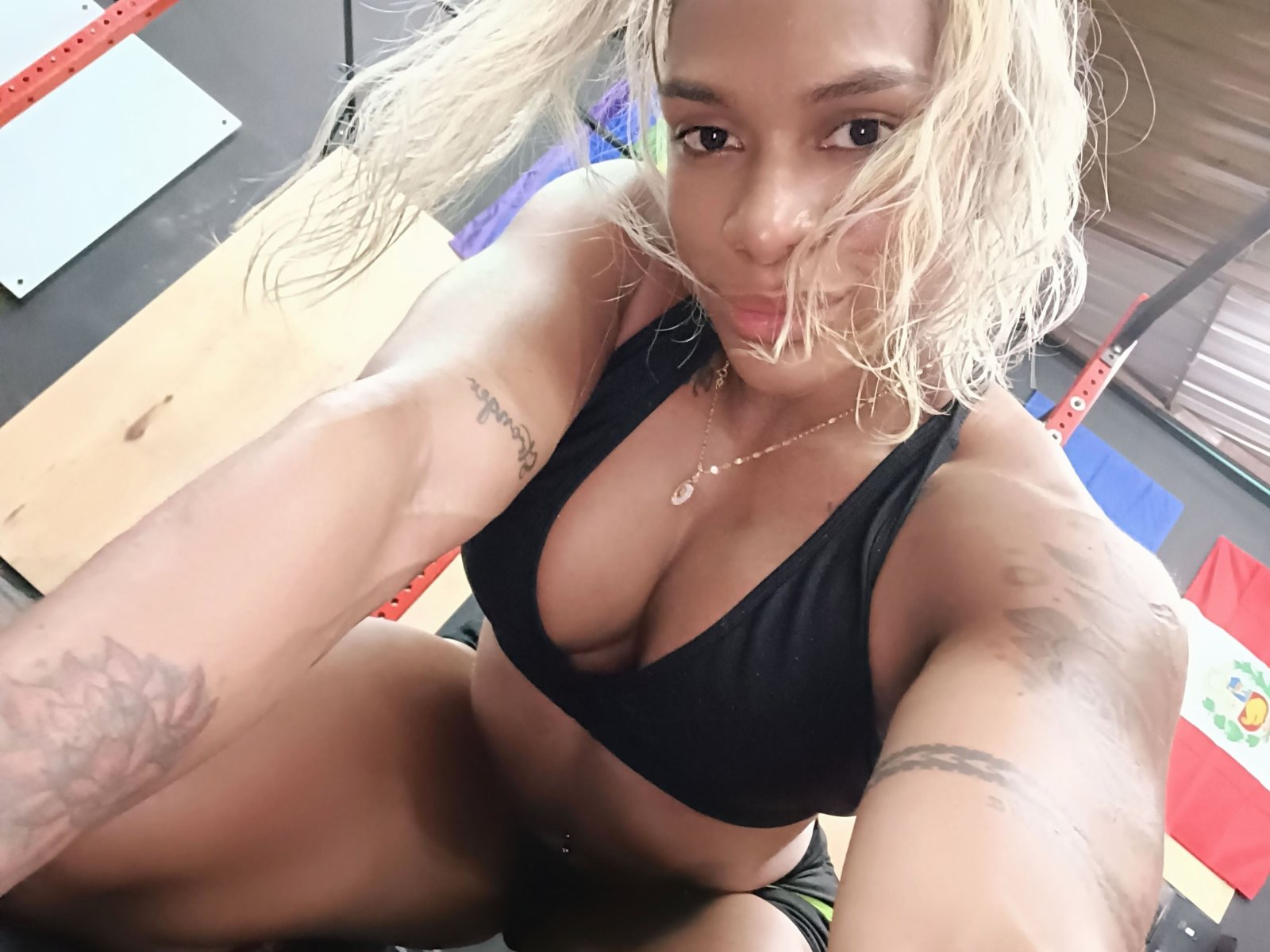 Karinross's profile - Image n°2